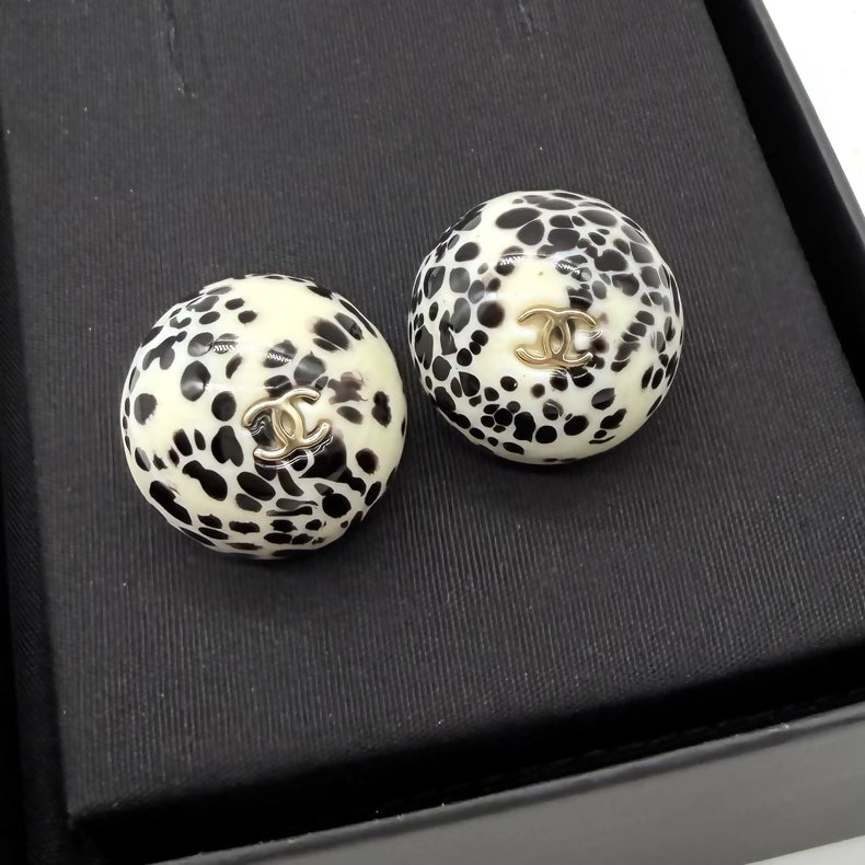 Chanel black and white polka dot round earrings