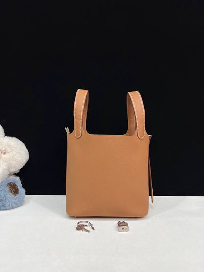 Hermes Picotin 18 gold TM leather Palladium Hardware