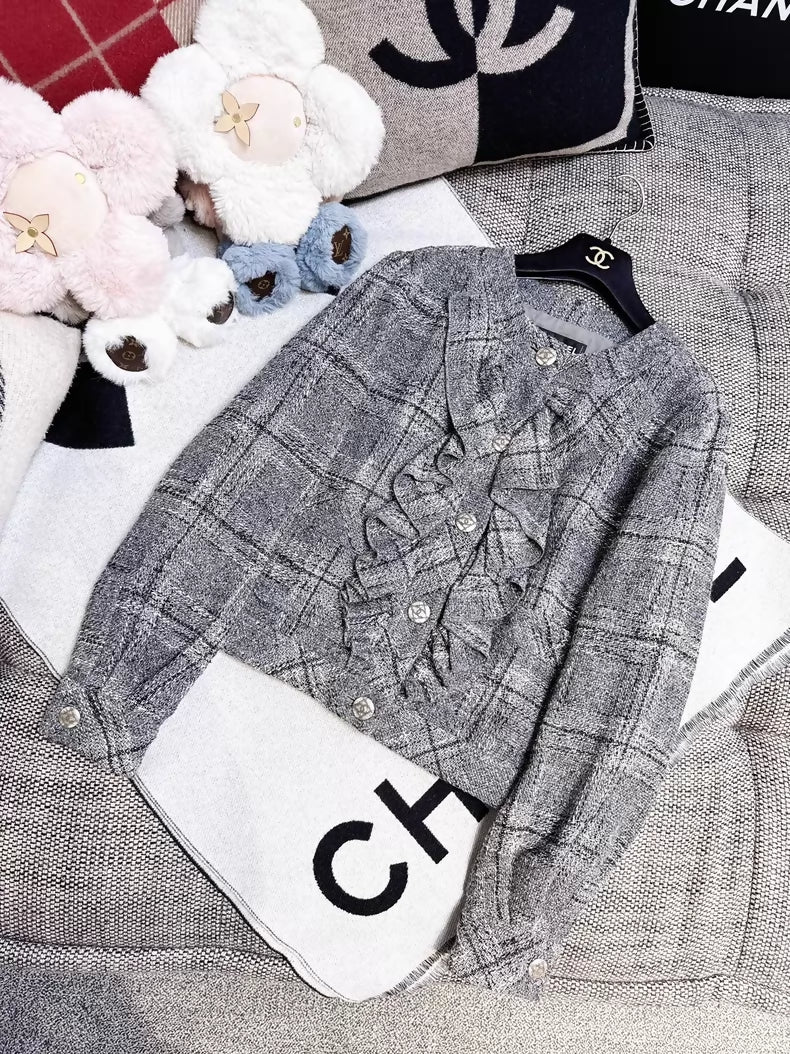 Chanel 19P grey ruffle tweed jacket