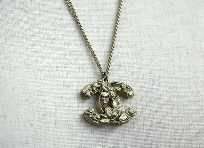 Chanel Vintage A11 Metal Enamel Yellow Glitter Leaf Motif Adjustable Necklace