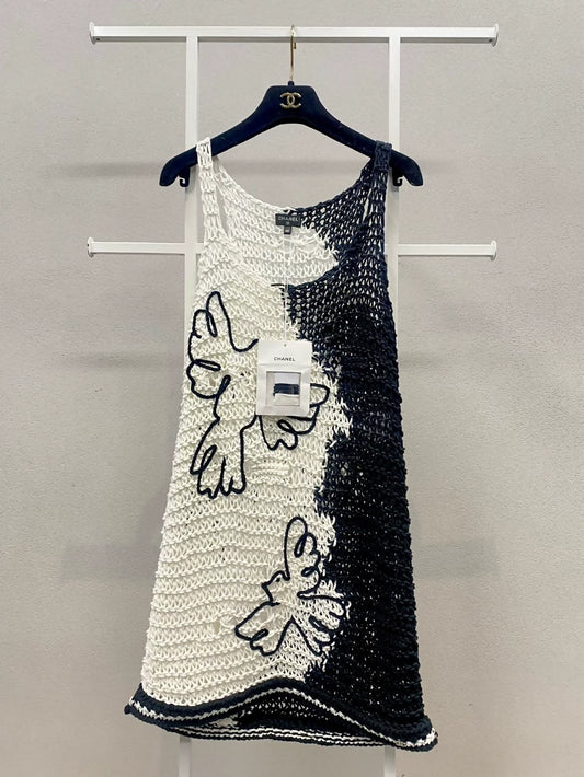 Chanel 22C black and white peace dove knit dress
