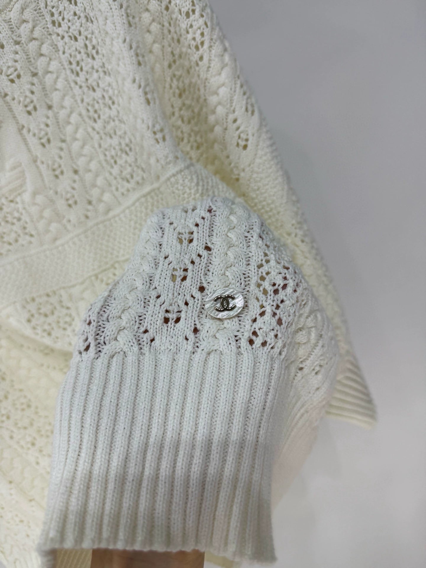 Chanel 24m coco beach knit top