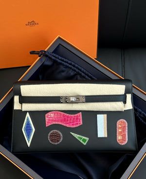 Hermès Kelly Elan Noir (Black) Epsom / Swift Leather & Matte Alligator with Embroidered Pink Badge & Palladium Hardware