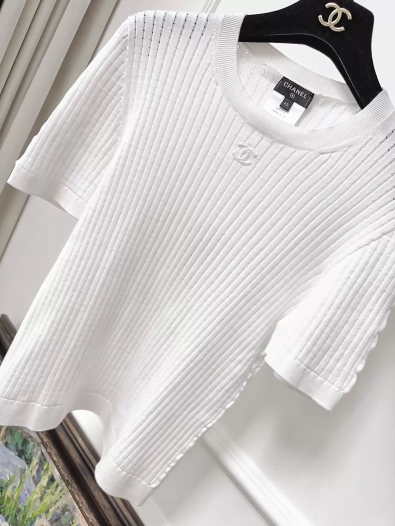 Chanel 22S Basic White Knit T-shirt Top with Small Double C Logo