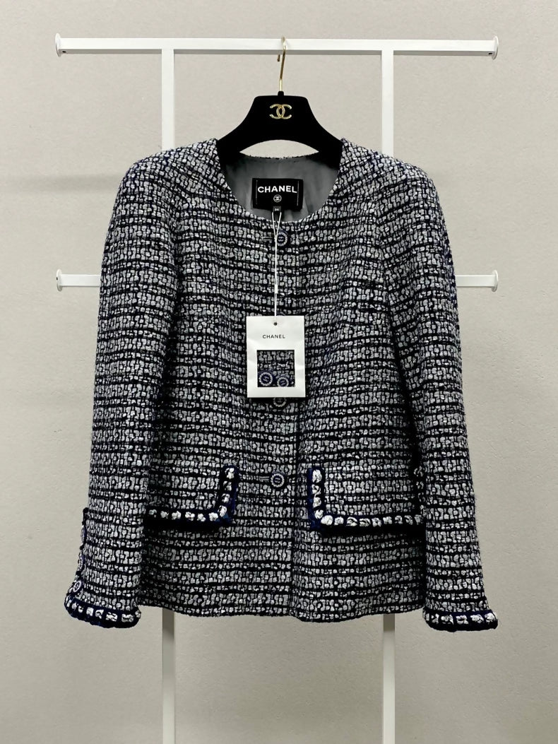 Chanel 19P Grey silver 
navy tweed jacket