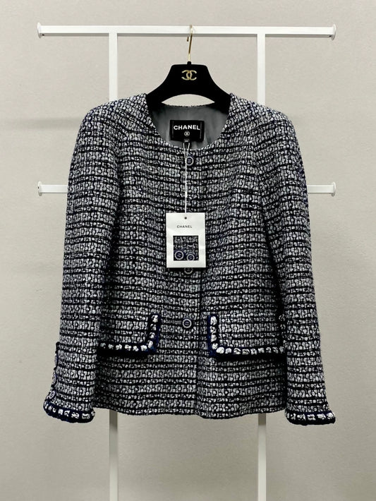Chanel 19P Grey silver 
navy tweed jacket
