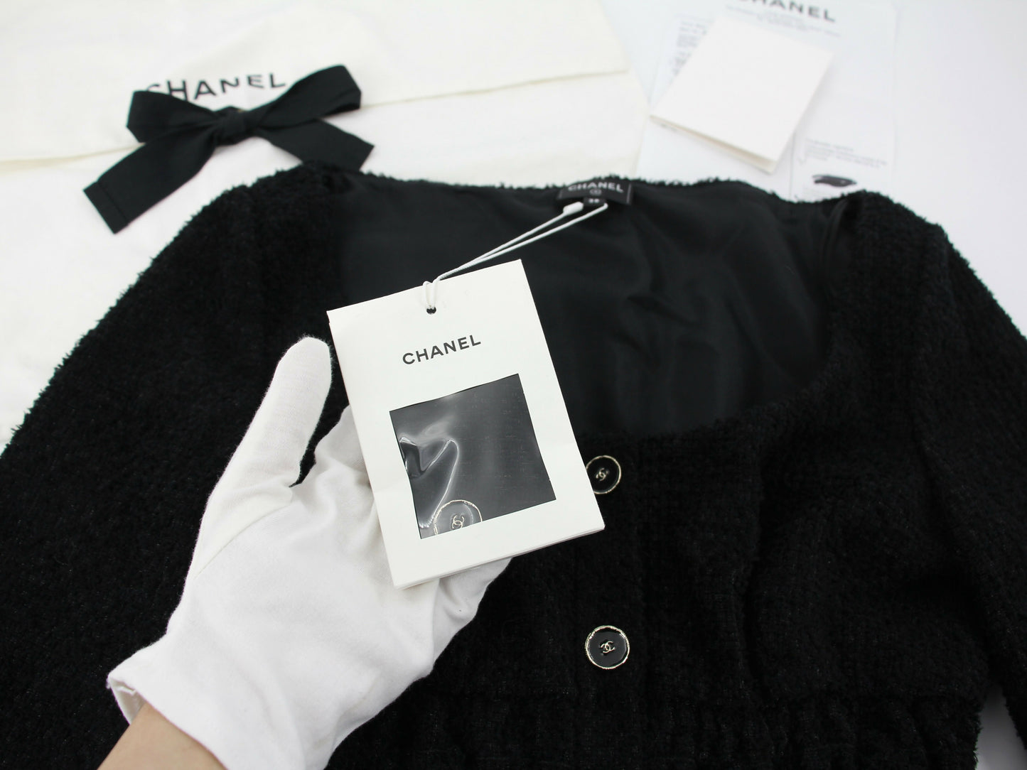 Chanel Fall-Winter 2025/26 Pre-Collection Iridescent Wool Tweed & Cotton Tulle Short Sleeved Top