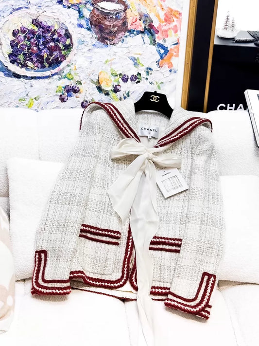 Chanel 18A Off-White Woven Tweed Jacket