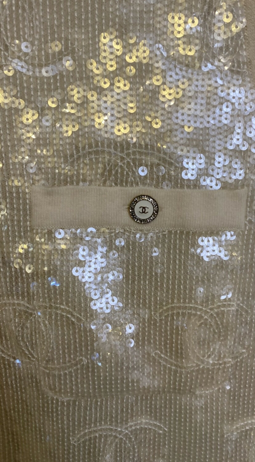 Rare Chanel 22S CC Sequin Cream Iridescent Vest Mini Dress Waistcoat Cardigan FR 40