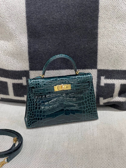 Hermes Mini kelly 20 V0 Vert Rousseau shiny crocodile leather gold hardware