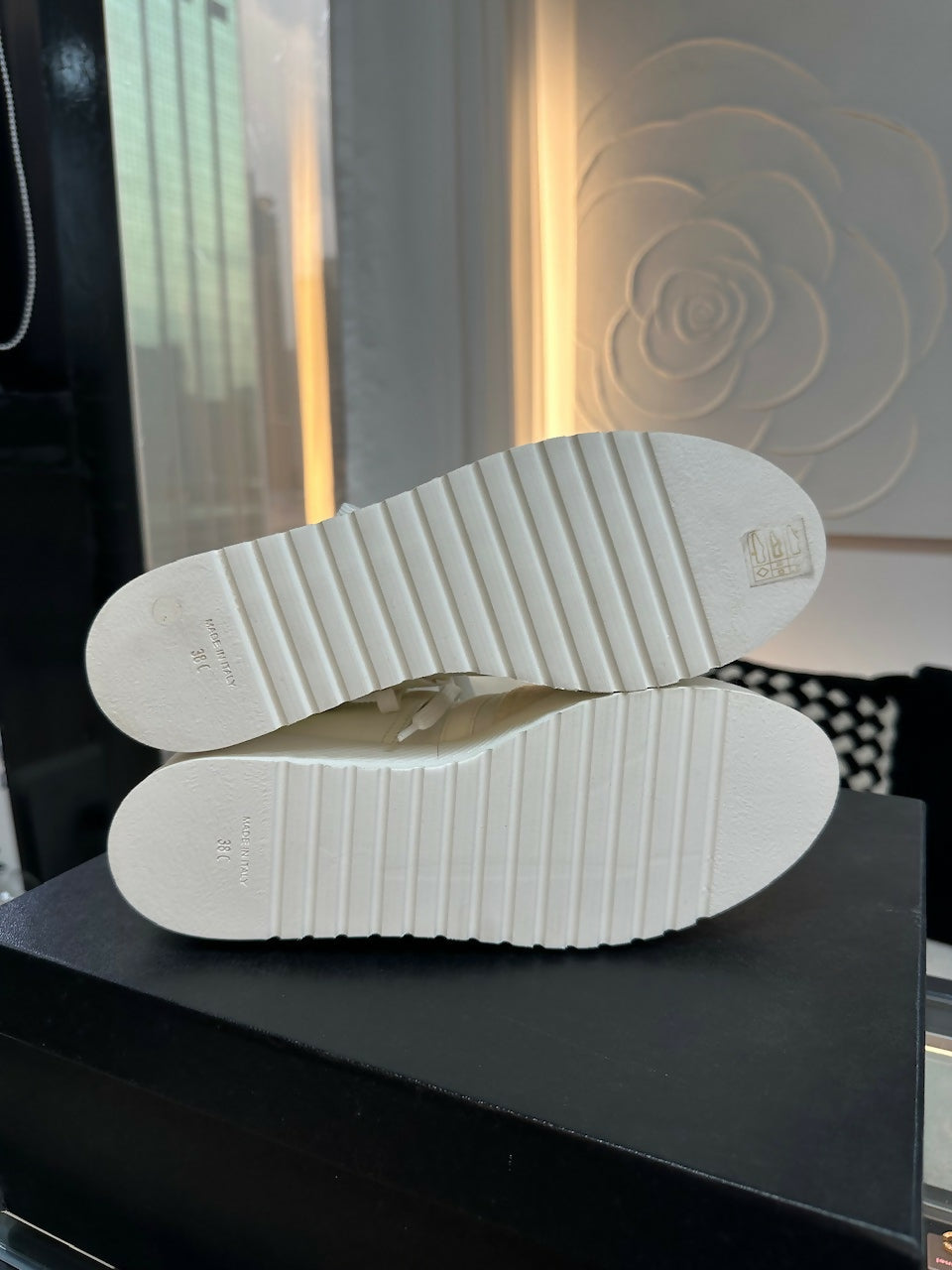 Chanel Shoes 38 Tweed and Leather Cream White Boots – Wararni.com