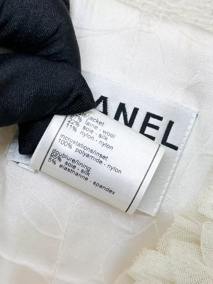 Chanel 02C ecru Lace Top with Belt