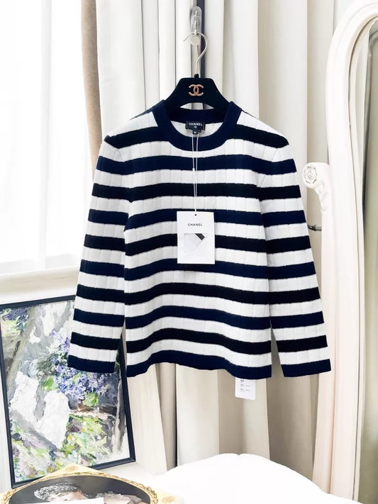 Chanel 26C blue and white striped cashmere top