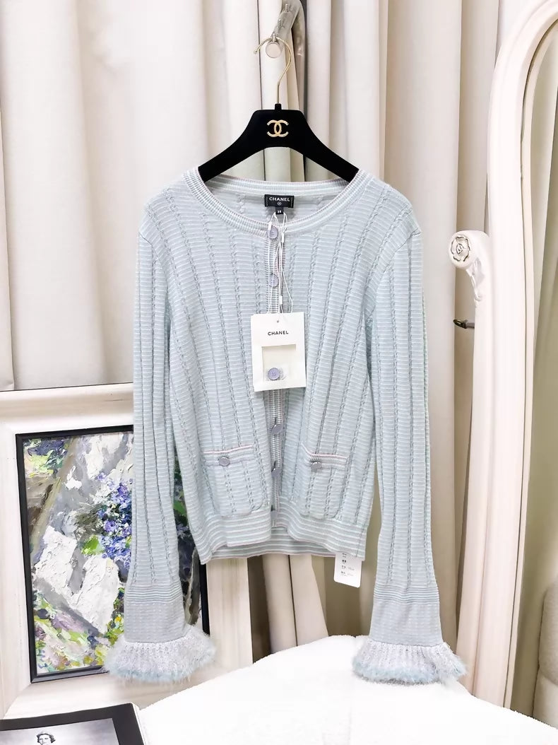 Chanel 25B blue mixed-tone flared sleeve knit cardigan