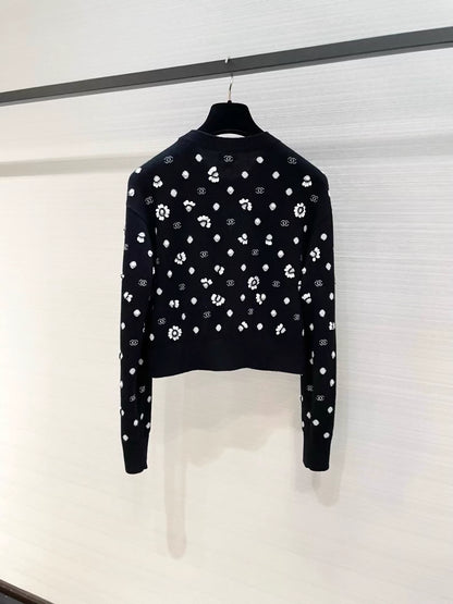 Chanel 23S sequined black and white CC logo cashmere knit sweater