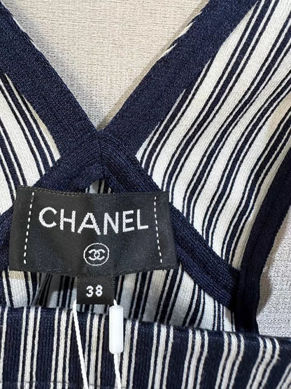 Chanel 25p denim top