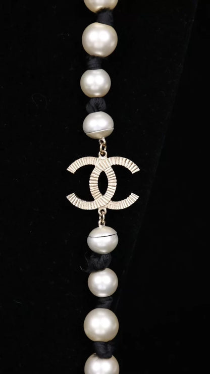 Chanel Black Knotted Pearl Long Necklace/Sweater Chain