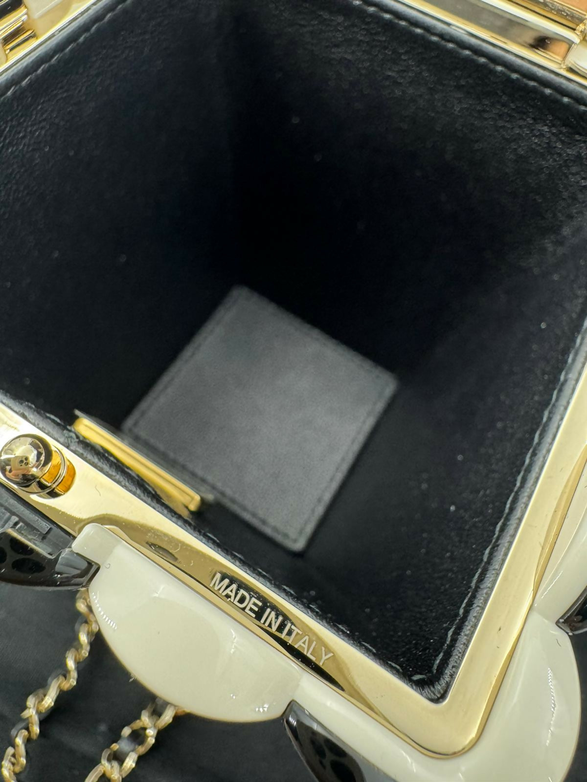 Chanel 2024 Imitation Pearl and Gold-tone Popcorn Minaudière Bag