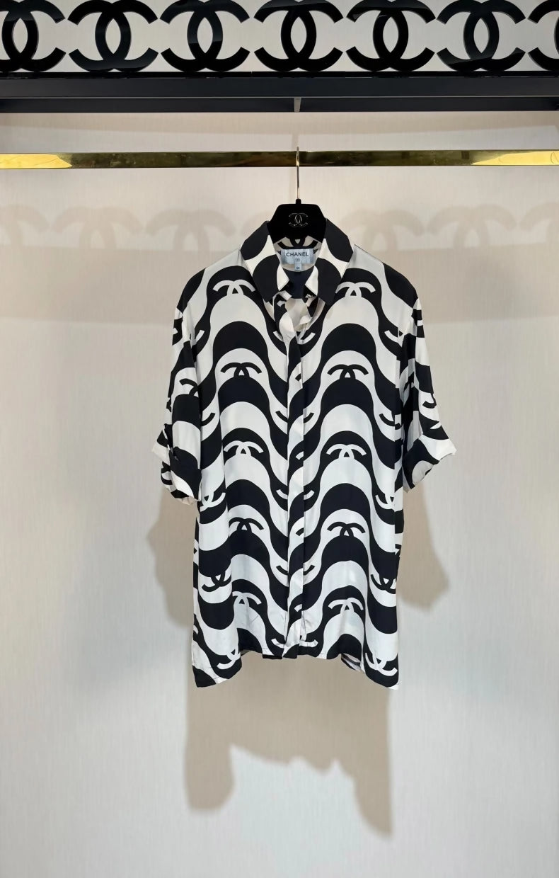 Chanel 21p black and white wavy pattern short-sleeved T-shirt
