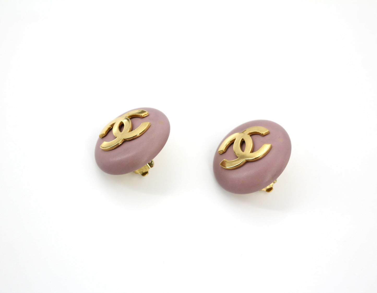 Chanel Vintage 87 Resin Purple Pink CC Logo Large Round Clip-on Earrings