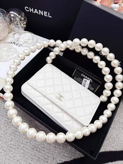 Chanel 20k ecru gold pearl chain WOC shoulder bag