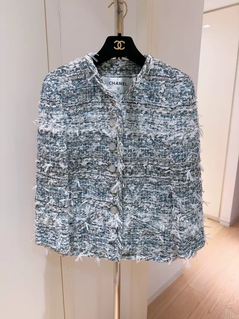Chanel 18 Blue and White Fringe Heavy-Weave Tweed Jacket