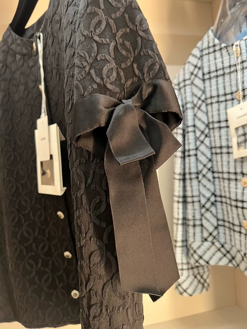 Chanel 25k black shirt with bow sleeves