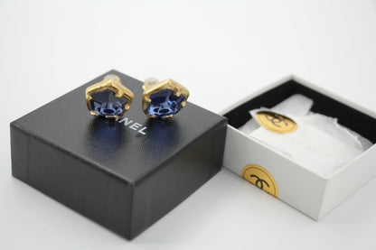 Chanel 01A Gripoix Blue Gold-Plated Clip-on Earrings