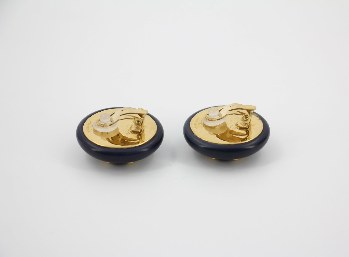 Chanel Vintage 87 Resin Navy Blue CC Logo Large Round Clip-on Earrings
