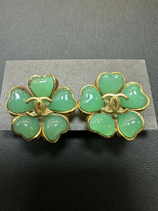 Chanel Vintage 97P Gripoix Jade Light Green Camellia Clip-on Earrings