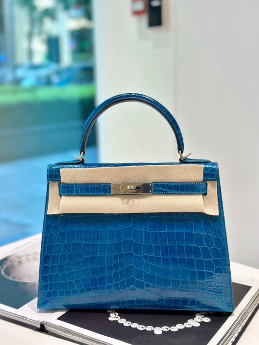 Hermès Kelly 28 Blue Shiny Crocodile Leather Palladium hardware