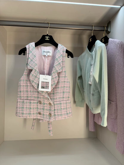 Chanel 21s pink and green tweed vest