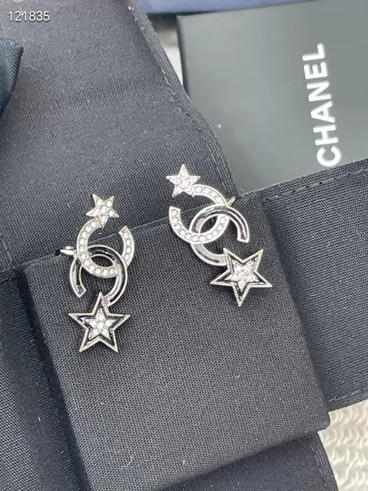 Chanel double C rhinestone star earrings