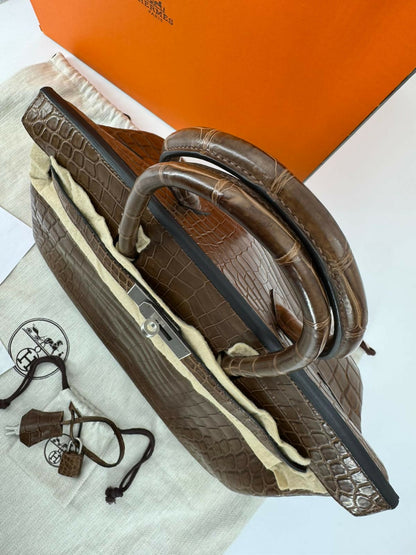 Hermès Birkin 35 Gris Éléphant Matte Niloticus Crocodile with Palladium hardware