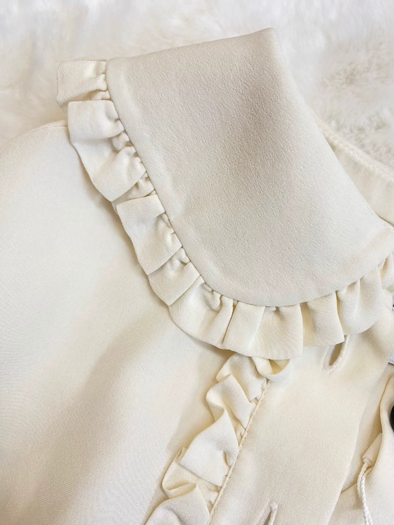 Chanel 18B off-white Peter Pan collar ruffled blouse