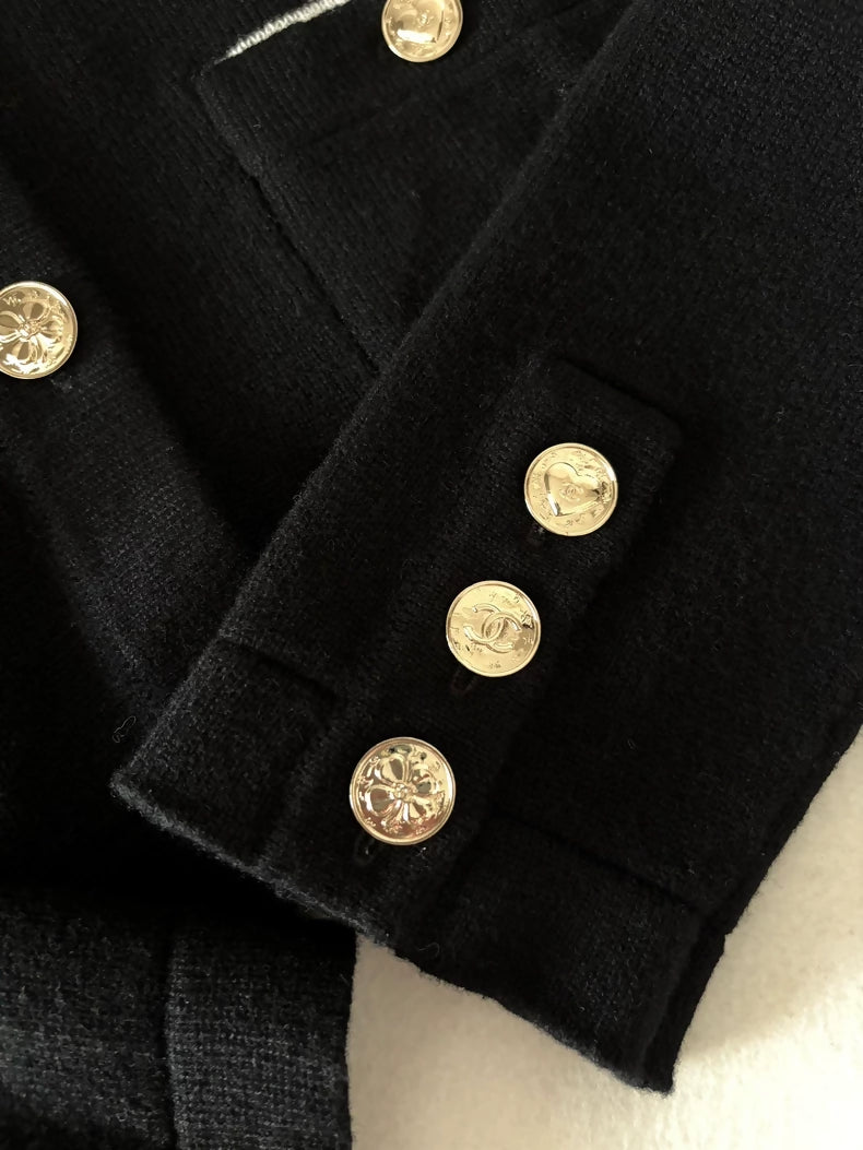 Chanel 25B Black White Collar Knit Cardigan