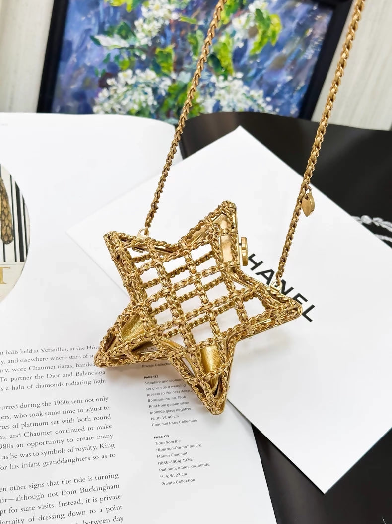 Chanel 23C gold star chain crossbody bag
