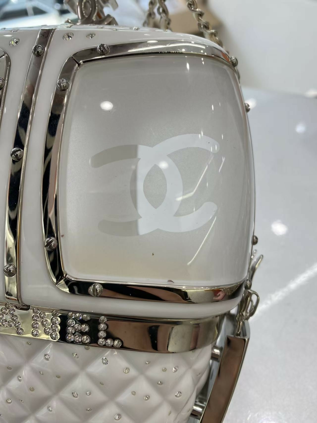 Chanel 2019 White Gondola Minaudière Evening in the Mountain Clutch Bag