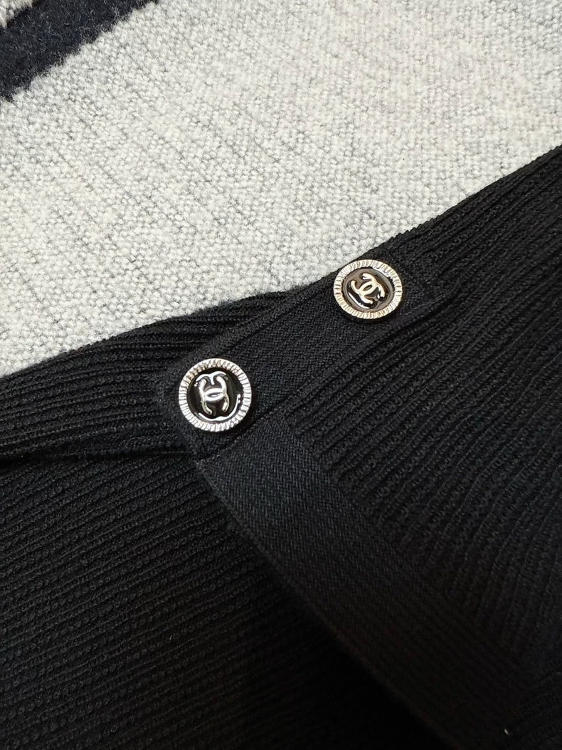Chanel 24P black top