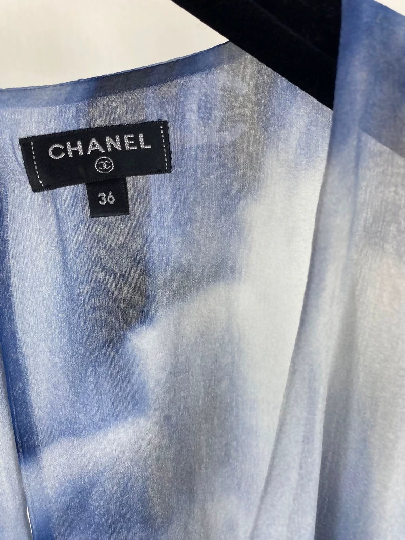 Chanel bleu Silk shirt