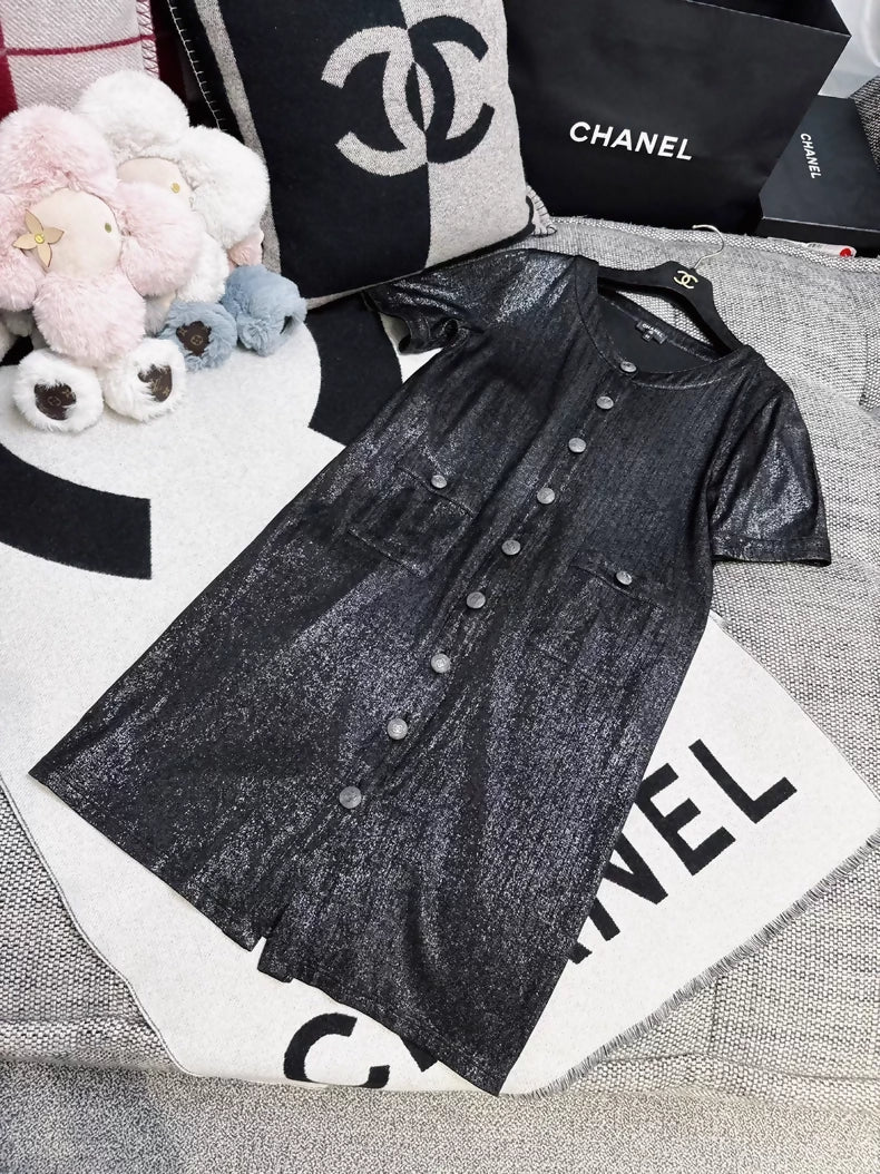 Chanel 18p black shimmering dress