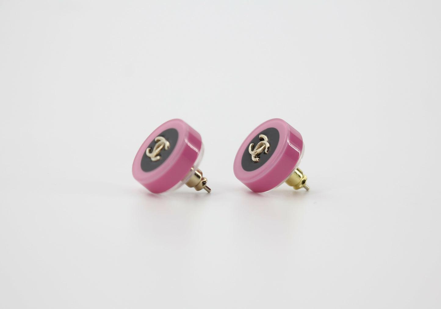Chanel D19K Acrylic Pink Purple Thin Round Earrings