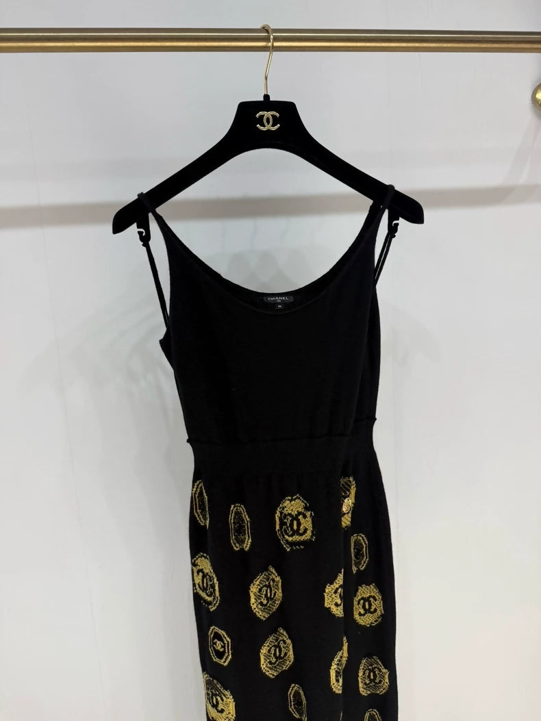 Chanel 21A black & gold cashmere dress