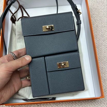 Hermes kelly Multi-pocket To Go Pouch Gris Misty Permabrass Hardware