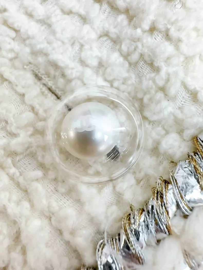 Chanel 17k Space Age collection runway white tweed jacket
