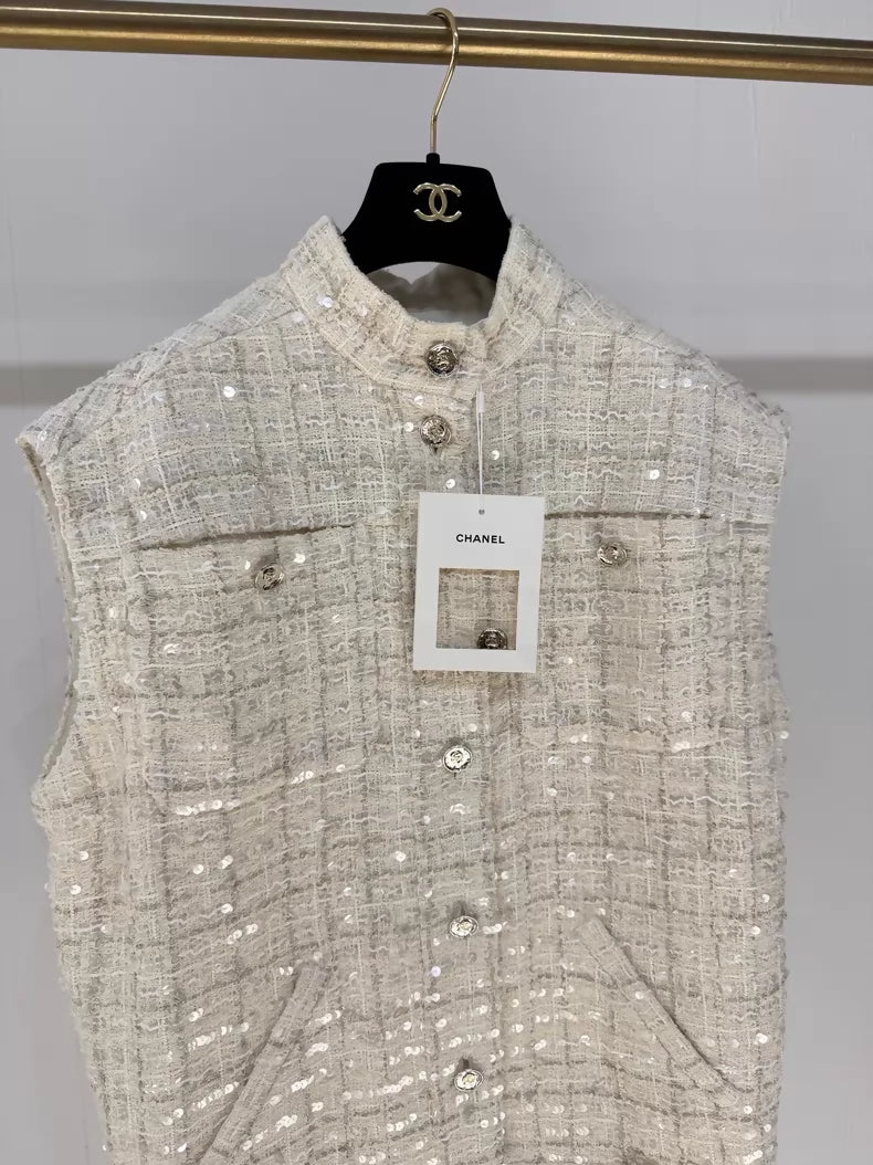 Chanel 25S beige Tweed Sequin Jacket