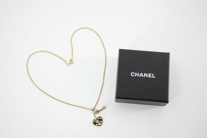 Chanel Vintage 02P Rhinestone Pink Heart Key Metal Necklace