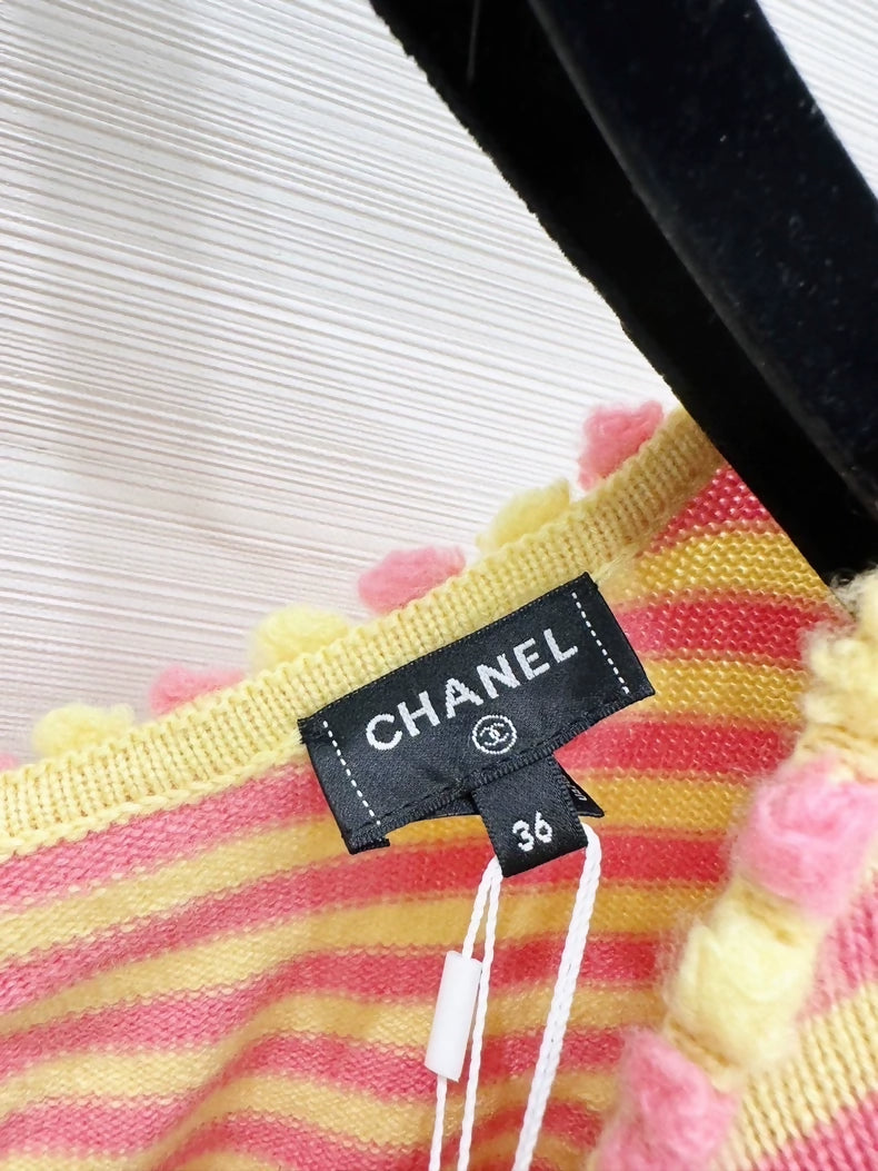 Chanel 25s orange stop