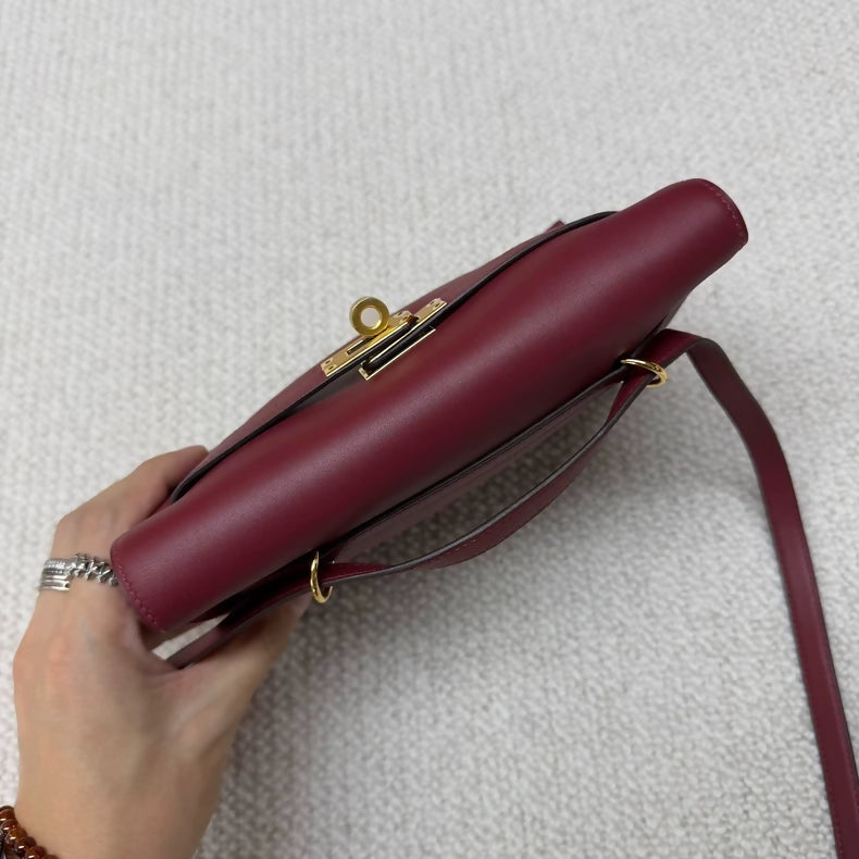 Hermes Kelly Danse 55 in red and gold hardware