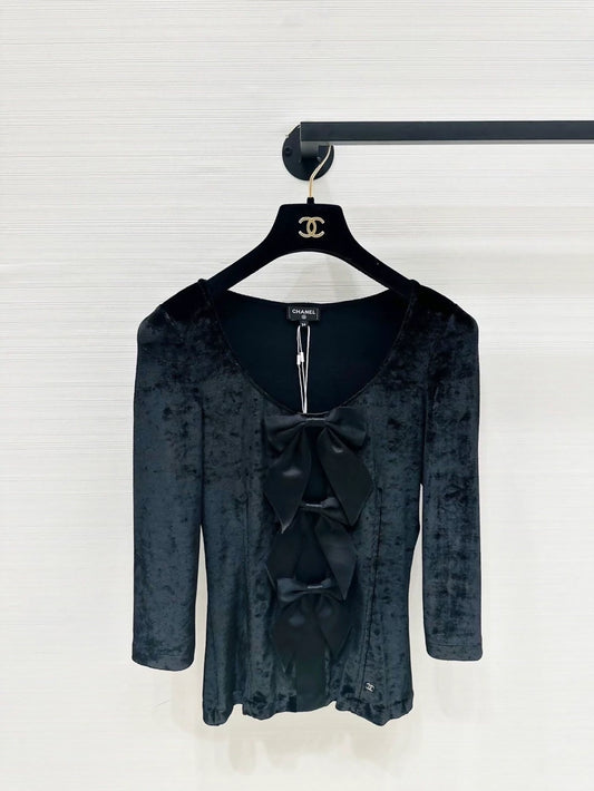 Chanel 25k velvet top with bows